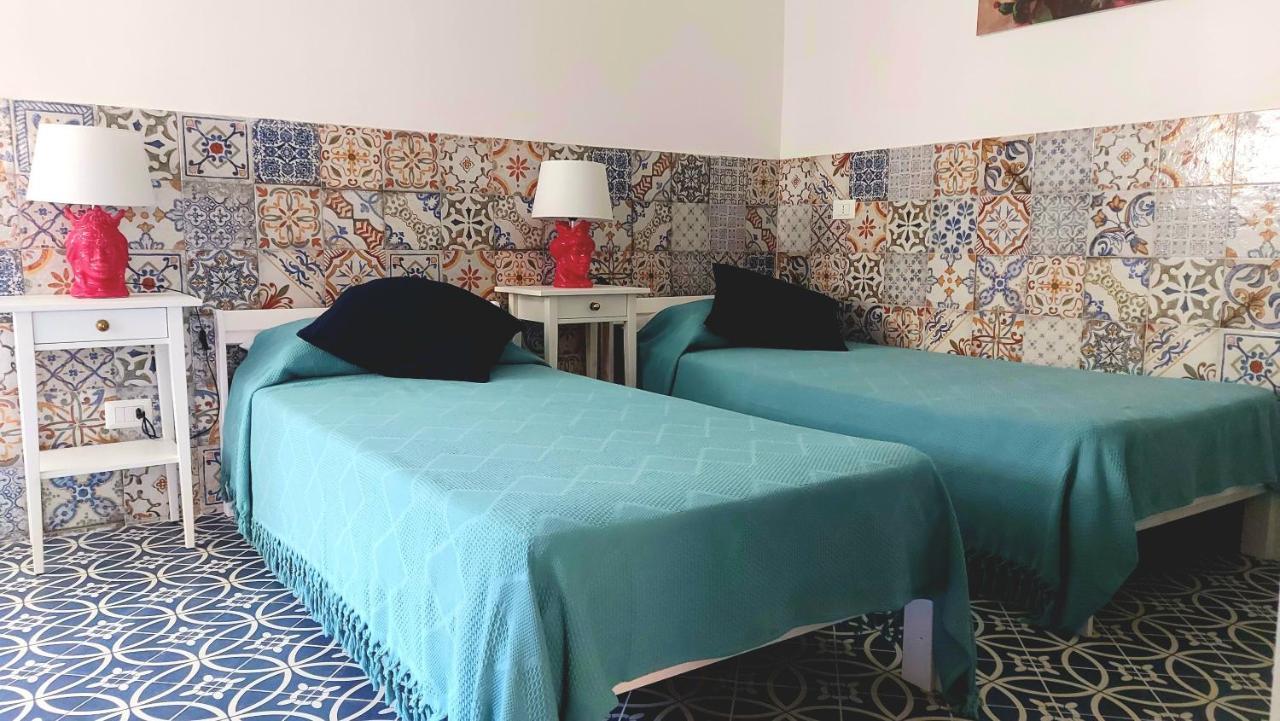 Vfh Villa Flavia Eco B&B - 50 Metri Dal Mare Santa Flavia Buitenkant foto