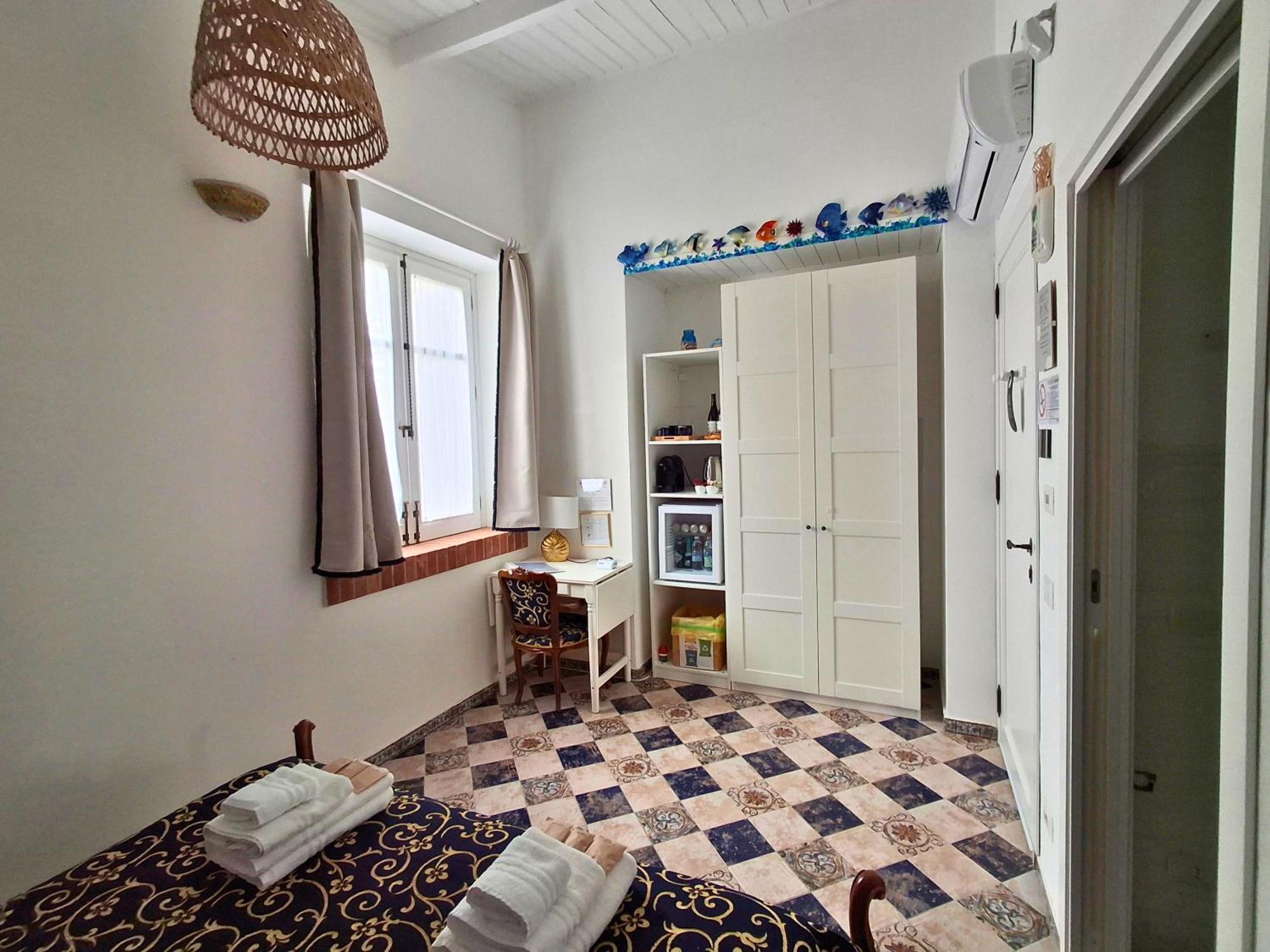 Vfh Villa Flavia Eco B&B - 50 Metri Dal Mare Santa Flavia Buitenkant foto